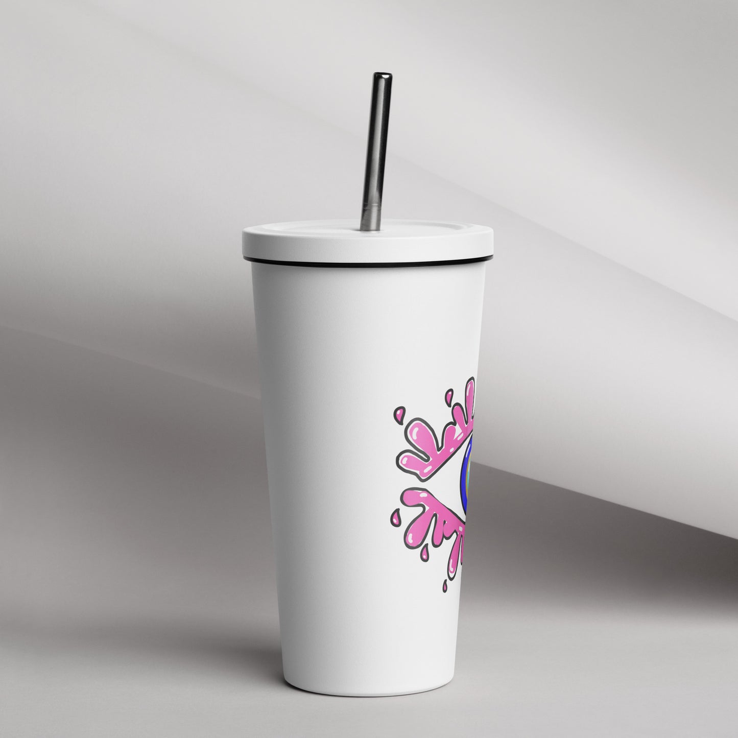 Amida Eye tumbler with a straw